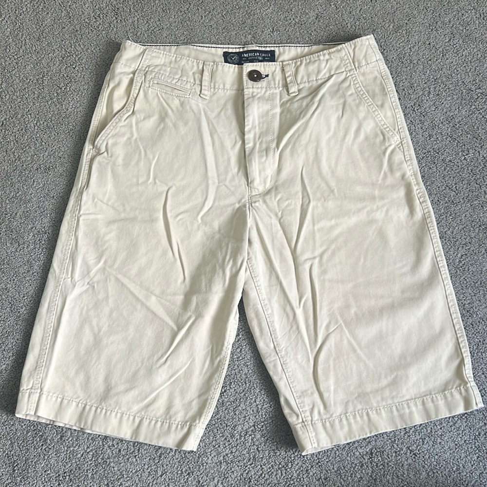 Men’s American Eagle Khaki Shorts
